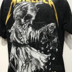 Famous Rock Shop Metallica Their Money Tips Her Scales Again T-shirt